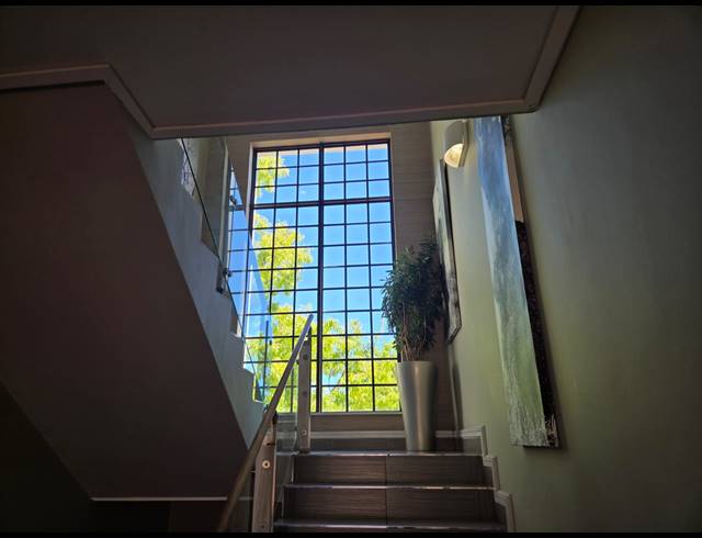 308M² OFFICE TO LET IN TYGER VALLEY